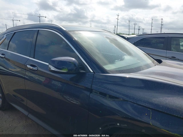 INFINITI Qx Luxe