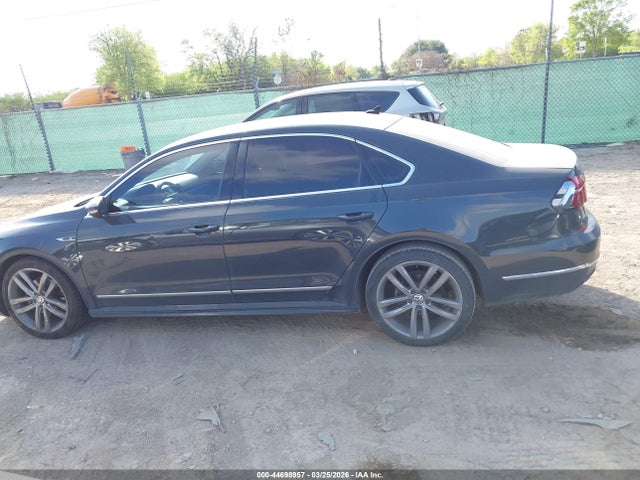 Volkswagen Passat 1.8t R-line