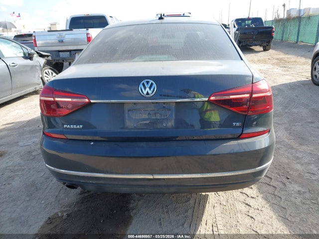 Volkswagen Passat 1.8t R-line