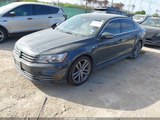 Volkswagen Passat 1.8t R-line