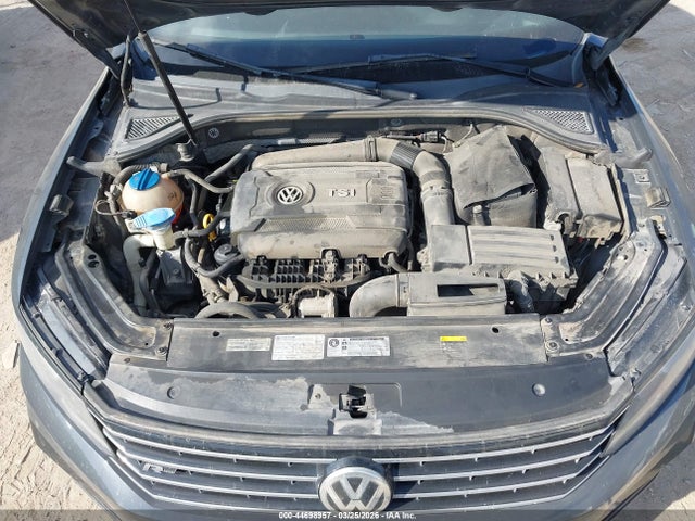 Volkswagen Passat 1.8t R-line