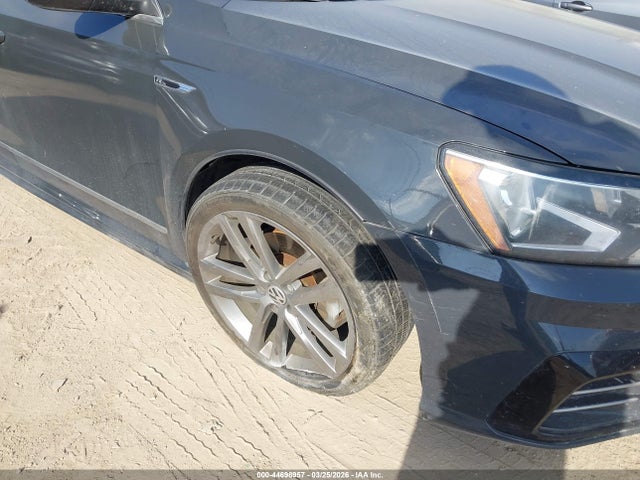 Volkswagen Passat 1.8t R-line