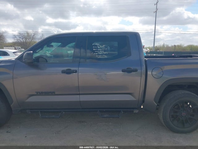 Toyota Tundra Sr5