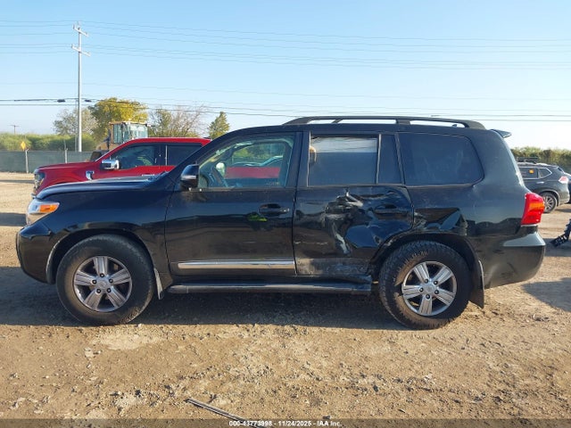 Toyota Land Cruiser V8