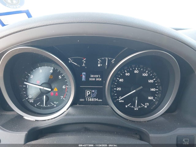 Toyota Land Cruiser V8