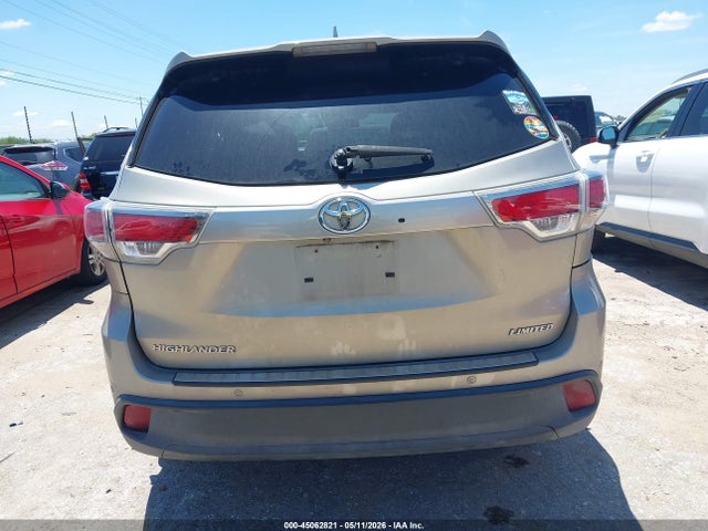 Toyota Highlander Limited V6