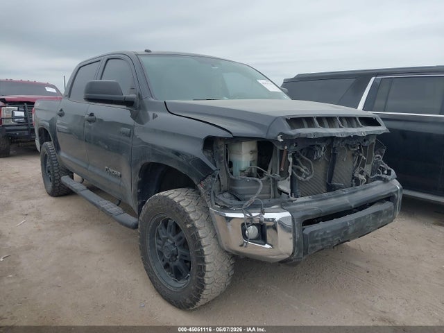 Salvage Toyota Tundra Image