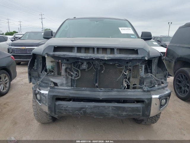 Toyota Tundra Sr5 5.7l V8