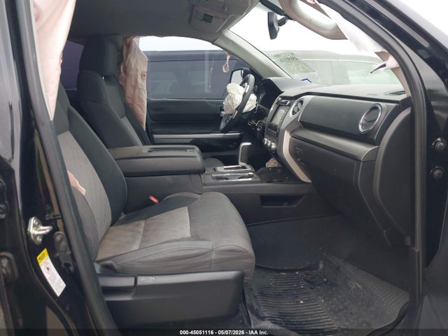 Toyota Tundra Sr5 5.7l V8