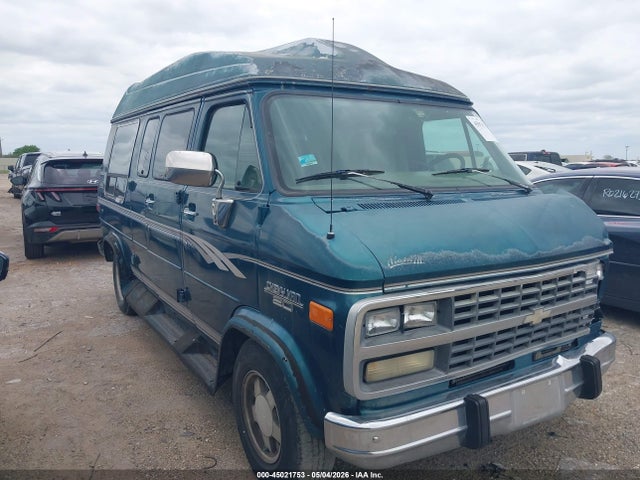 Salvage Chevrolet G20 Image