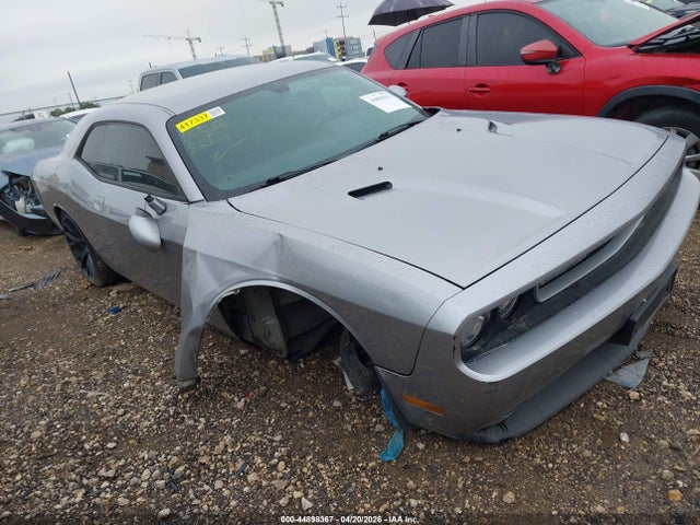 Salvage Dodge Challenger Image