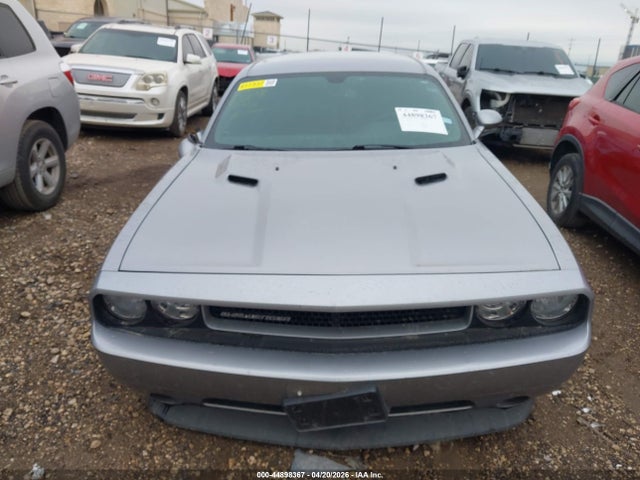 Dodge Challenger Sxt