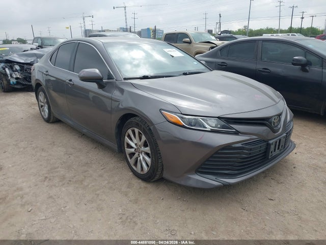 Salvage Toyota Camry Image