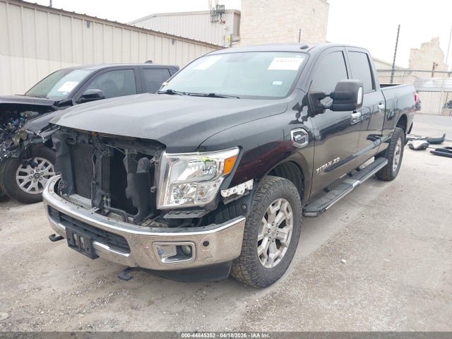 Nissan Titan Sv Gas