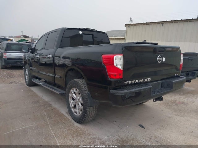Nissan Titan Sv Gas