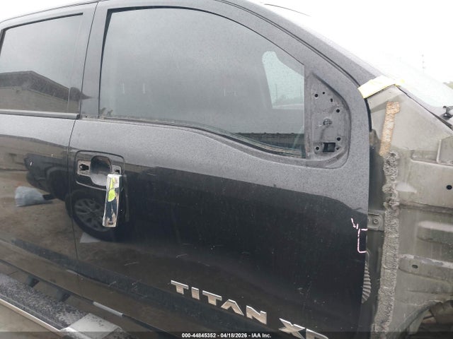 Nissan Titan Sv Gas