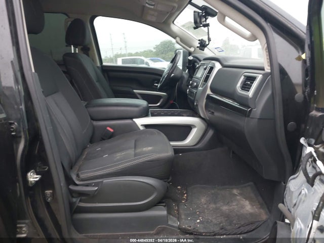 Nissan Titan Sv Gas