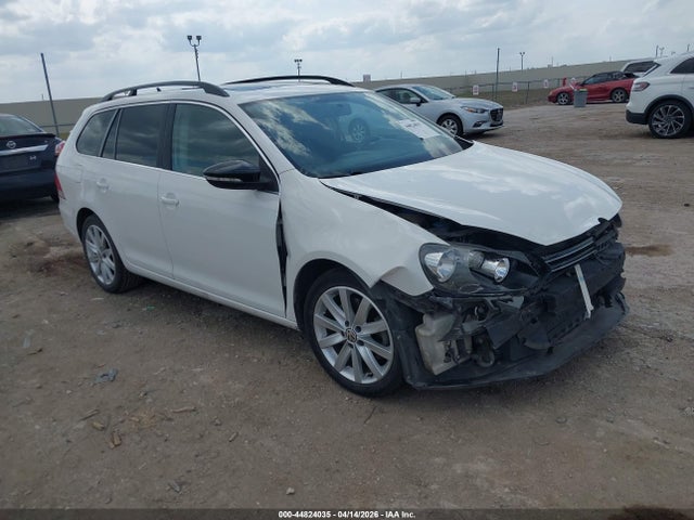 Salvage Volkswagen Jetta Image