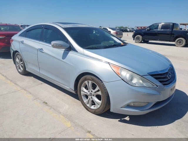 Salvage Hyundai SONATA Image