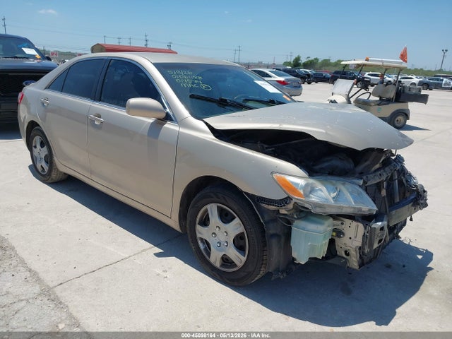 Salvage Toyota Camry Image