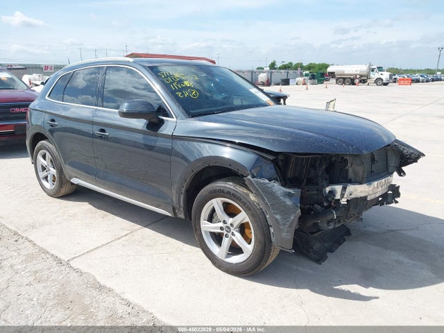 Salvage Audi Q5 Image