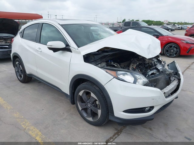 Salvage Honda HR-V Image