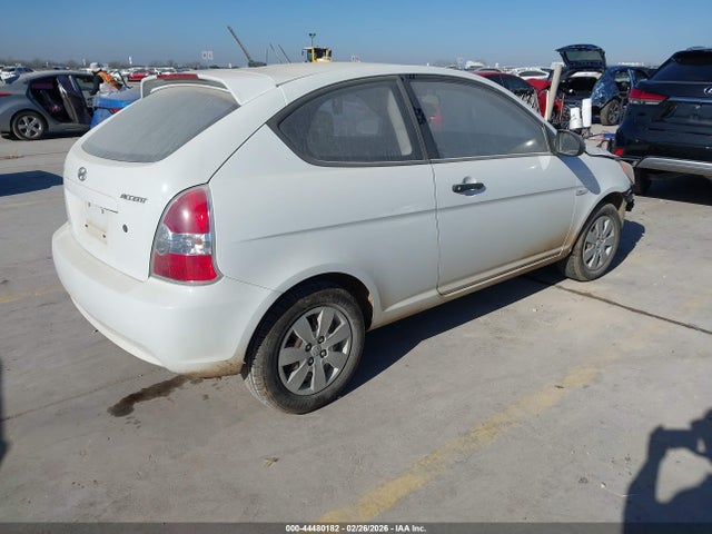 Hyundai ACCENT Gs
