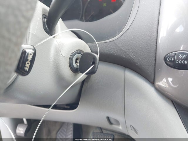 Toyota Sienna Le