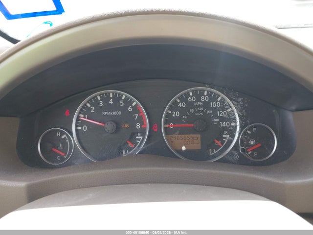 Nissan Pathfinder Le