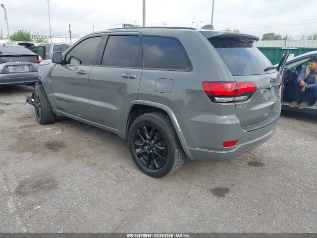 Jeep Grand Cherokee Laredo X 4x2