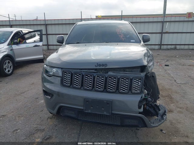 Jeep Grand Cherokee Laredo X 4x2