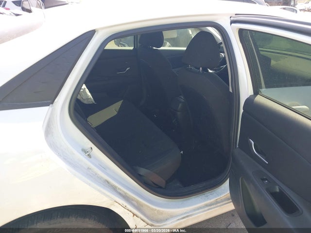 Hyundai ELANTRA Blue