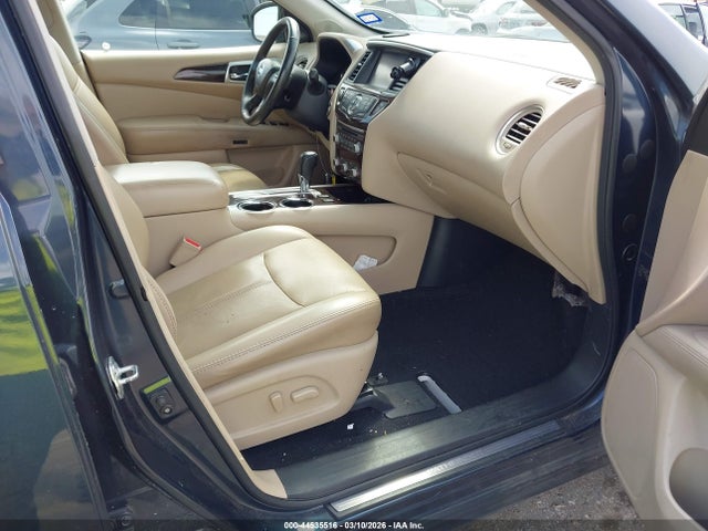Nissan Pathfinder Sl