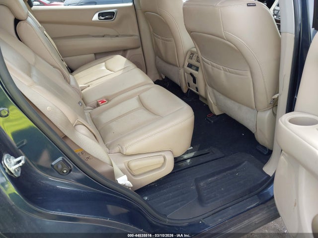 Nissan Pathfinder Sl