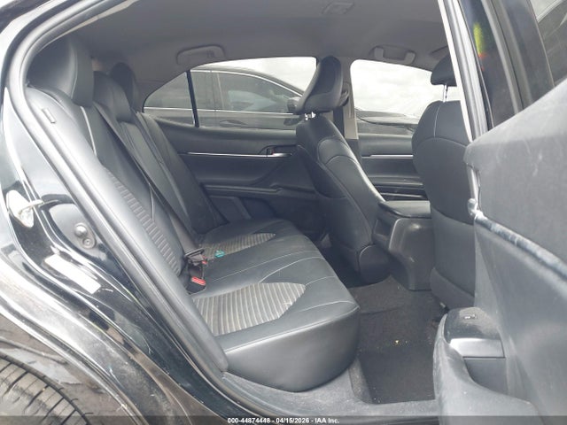 Toyota Camry Se