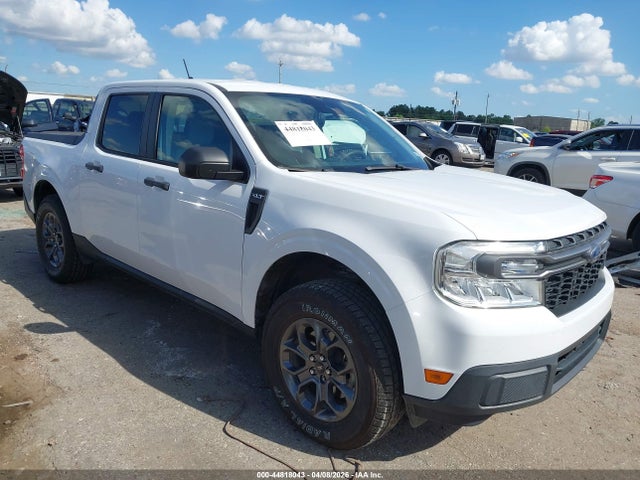 Salvage Ford Maverick Image
