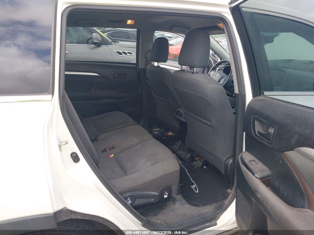 Toyota Highlander Le