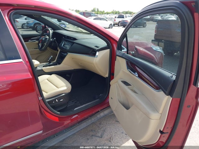 Cadillac XT5 Luxury
