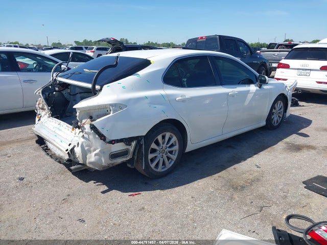 Toyota Camry Le