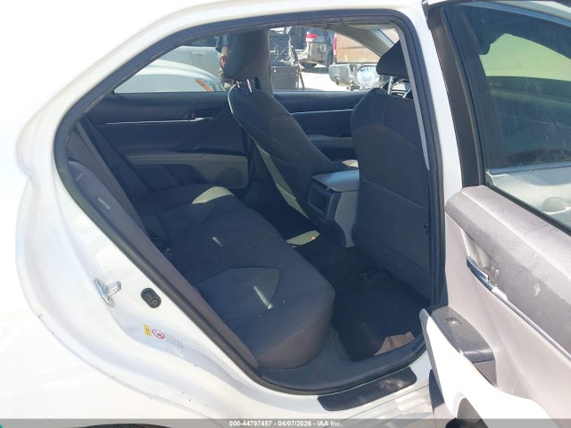 Toyota Camry Le