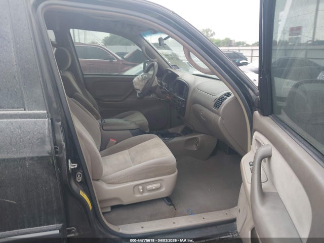 Toyota Sequoia Sr5 V8