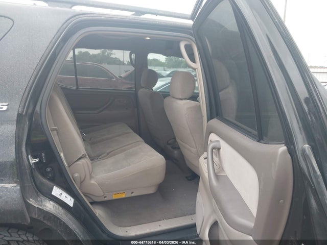 Toyota Sequoia Sr5 V8