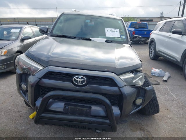 Toyota 4Runner Sr5