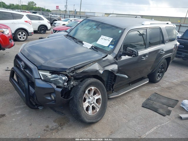 Toyota 4Runner Sr5