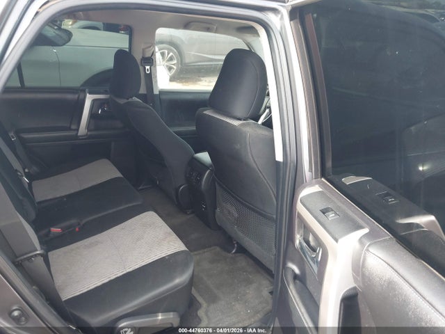 Toyota 4Runner Sr5