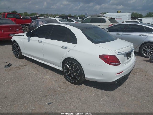 Mercedes-Benz E-Class 4matic