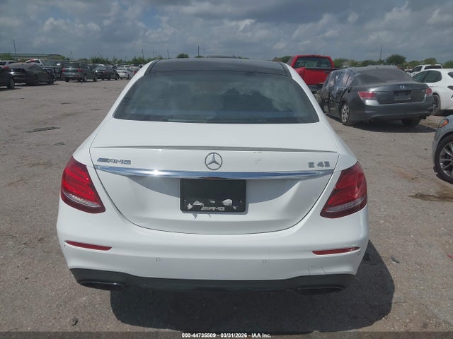 Mercedes-Benz E-Class 4matic