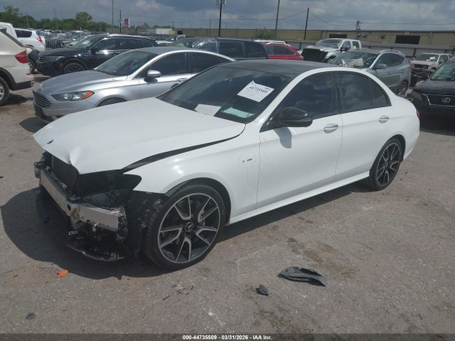 Mercedes-Benz E-Class 4matic