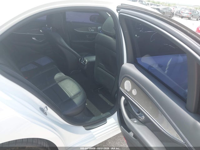 Mercedes-Benz E-Class 4matic