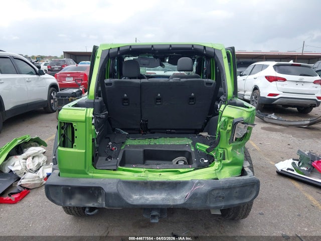 Jeep Wrangler 4-door Summit 4x4